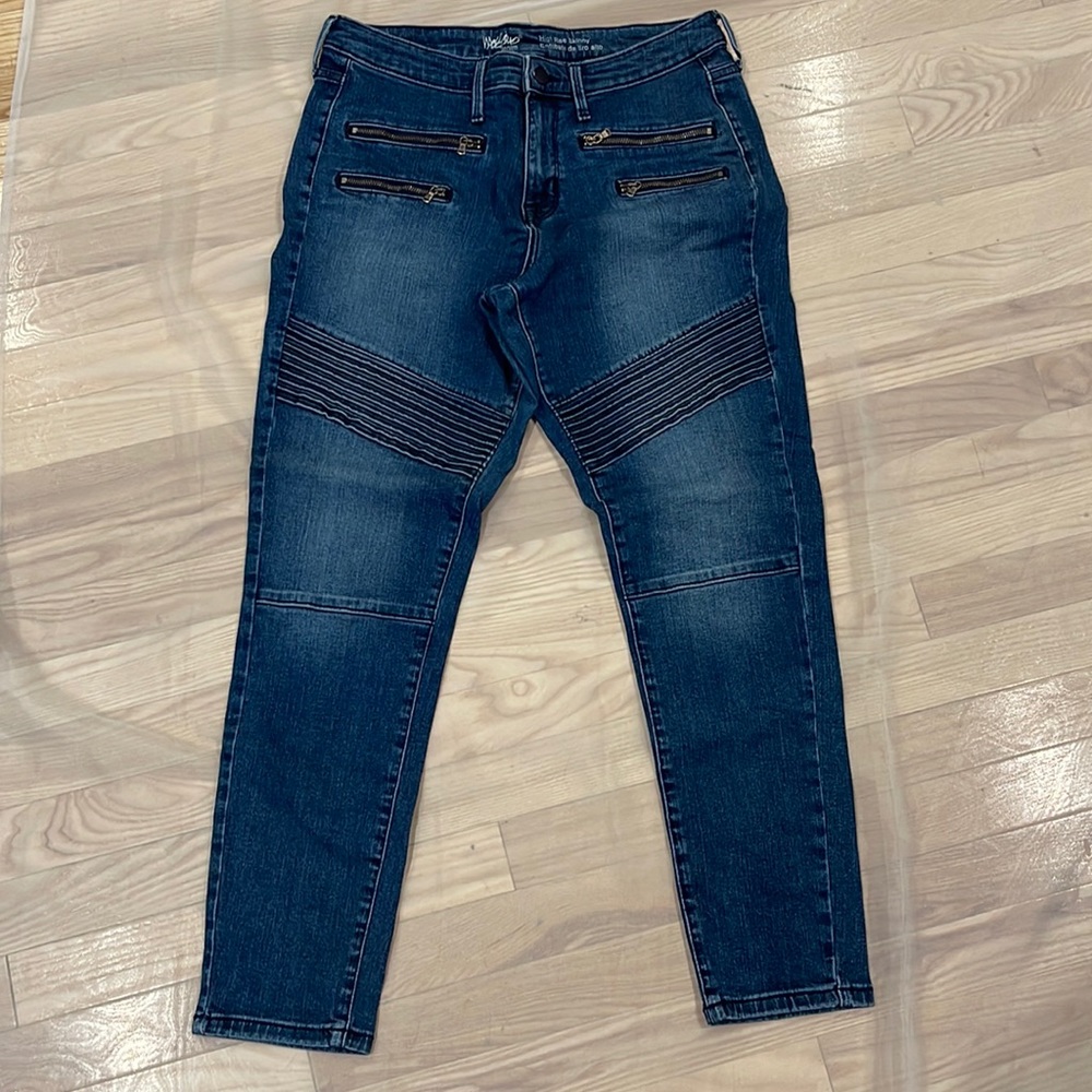 High Rise skinny jeans